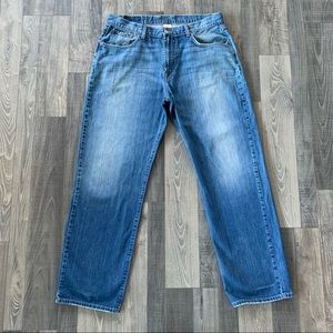 36x33 Lucky Brand Loose Fit Jeans 
Style # 72B9070
100% cotton